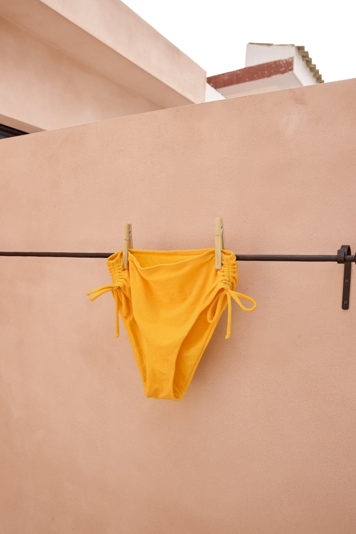 vendelawear.no Hydra bikiniunderdel - Solsikkegul