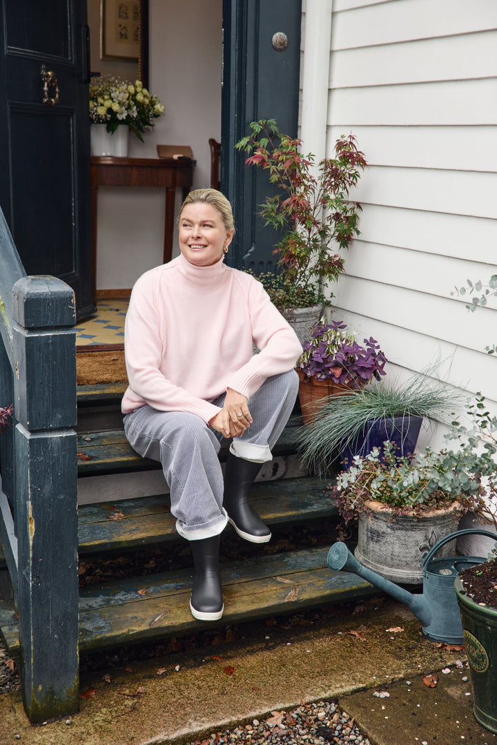 vendelawear.no Julia Genser - Jordbærmedfløte