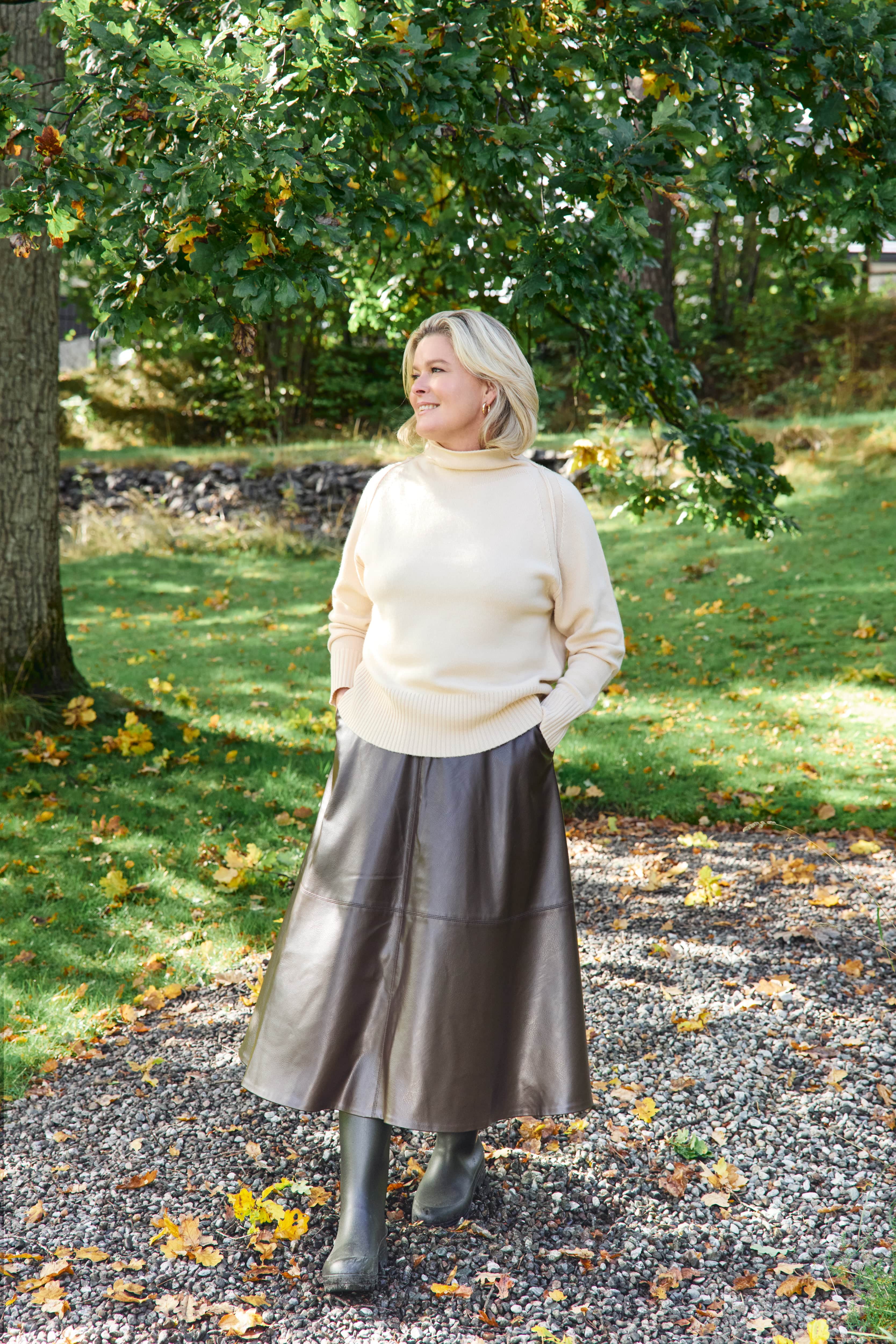 vendelawear.no Julia Genser - Karamell