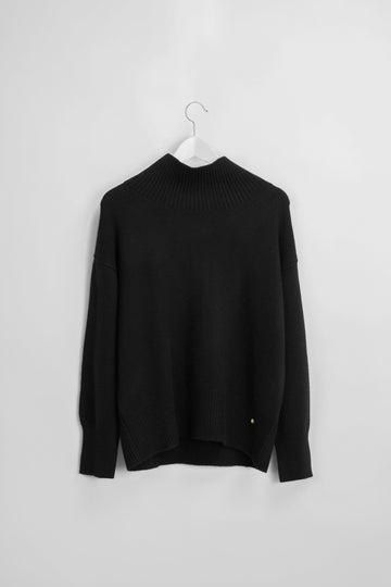 VendelaWear Paris High Neck Cashmere Sweater - Black
