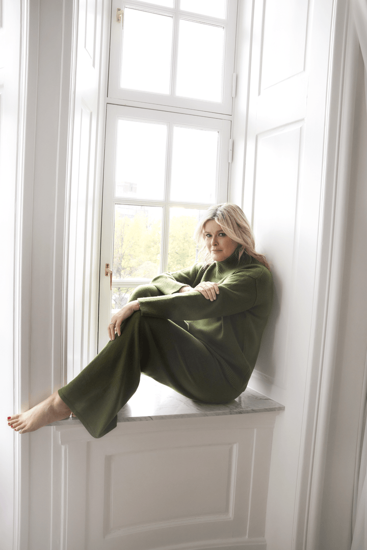 VendelaWear Paris High Neck Cashmere Sweater  - Olive Green